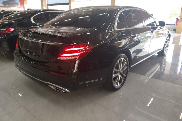 Used Mercedes-Benz E-Class 2020 E 260 L
