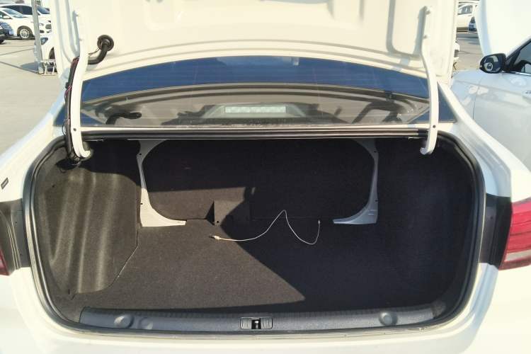 Used Volkswagen Lavida 2019 Lavida Start 1.5L Automatic Trendy Version China VI Standard