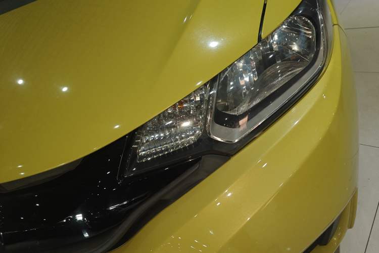 Used Honda Fit 2016 1.5L LXS CVT Comfort Sunroof Version