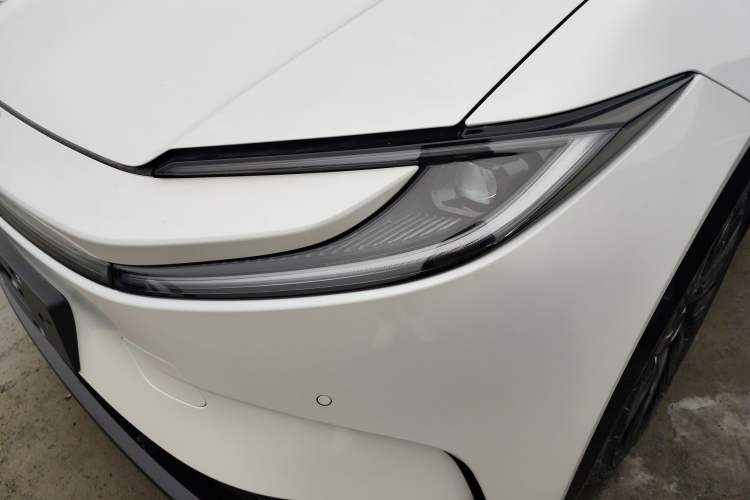 Used Toyota bZ5 2025 Model 550 PRO