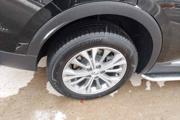 Used Buick Envision 2023 Encore Plus 652T Five-Seat Luxury Model