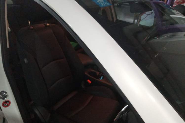 Used Mazda Mazda 3 Axela 2016 Sedan 1.5L Automatic Comfort Model
