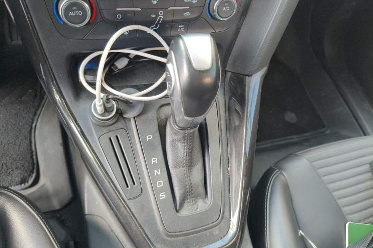 Used Ford Focus 2017 Sedan 1.6L Automatic Fashion Edition Smart Drive Version
