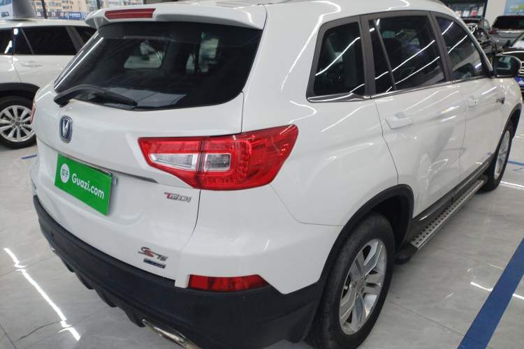 Used Changan CS75 2017 Shangkui Edition 1.5T Automatic Fengxiang Model
