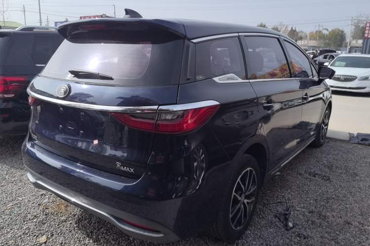 Used BYD Song MAX 2017 1.5T Automatic Smart Connect Luxury 7-Seater
