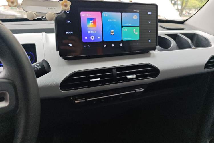 Used Geely Galaxy Panda 2023 Panda Mini 200km Endurance Bear
