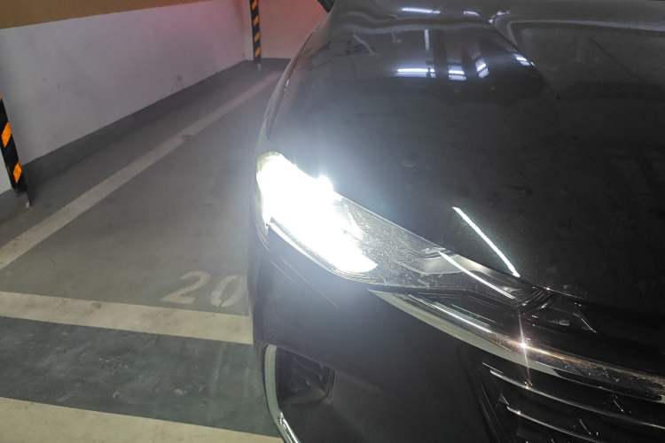 Used Buick Envision 2023 Encore Plus 652T Five-Seat Luxury Model
