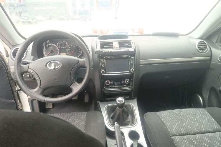 Used Haval H5 Classic 2013 Zhizun Edition 2.0L Manual Two-Wheel Drive Entry-Level Model