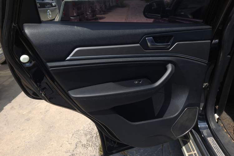 Used Haval H6 2018 Red-Label Sport Version 1.5T Manual Two-Wheel Drive Elite Model
