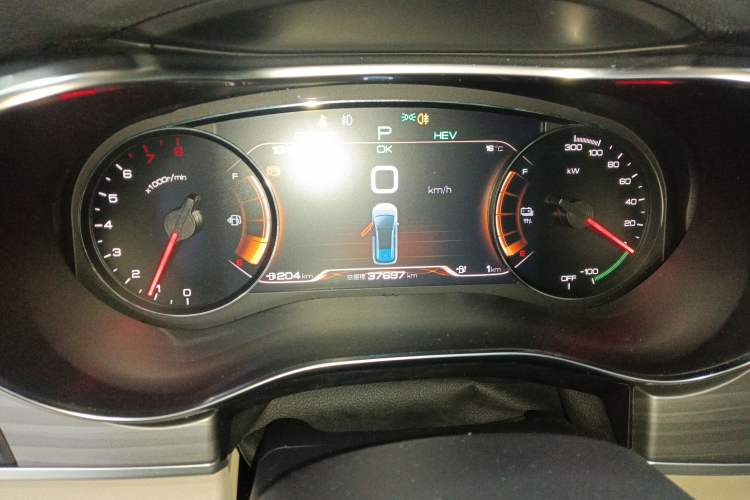 Used BYD Song MAX New Energy 2019 DM 1.5T Smart Connect Zhiyao Model 6 Seats China VI Standard
