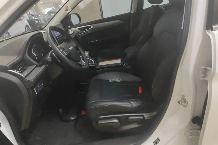 Used Haval M6 2021 PLUS 1.5T DCT Luxury Smart Connectivity Model