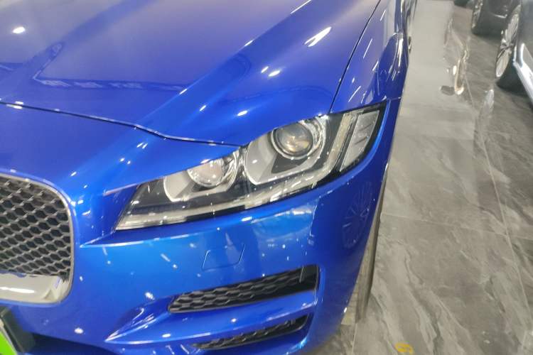 Used Jaguar F-PACE 2019 2.0T Four-Wheel Drive Urban Luxury Edition