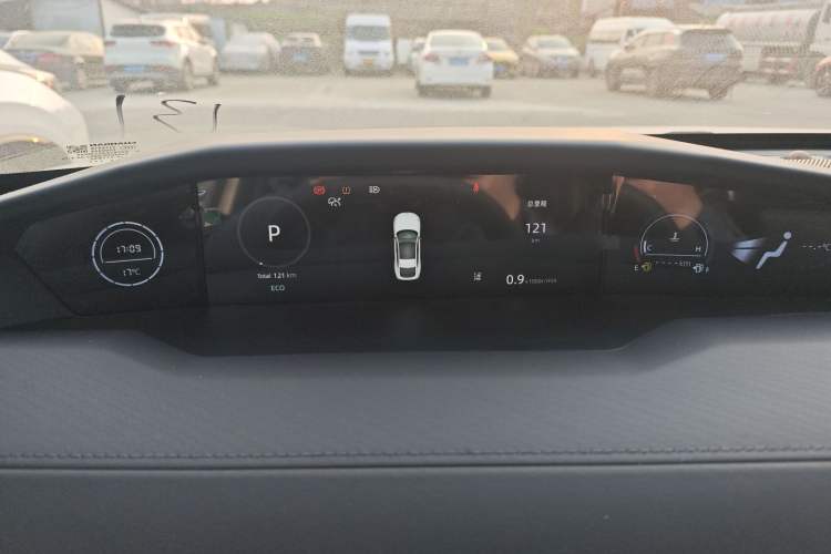 Used Changan UNI-V 2024 1.5T Prestige Edition
