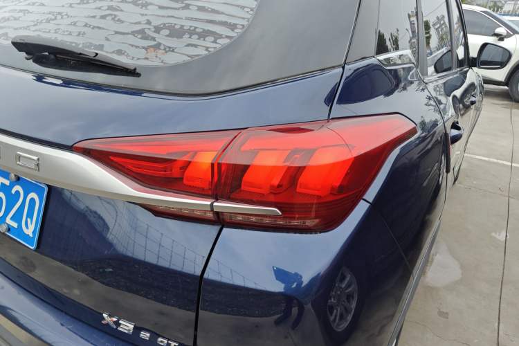 Used BAIC Beijing X3 2019 1.5T CVT Glory Edition
