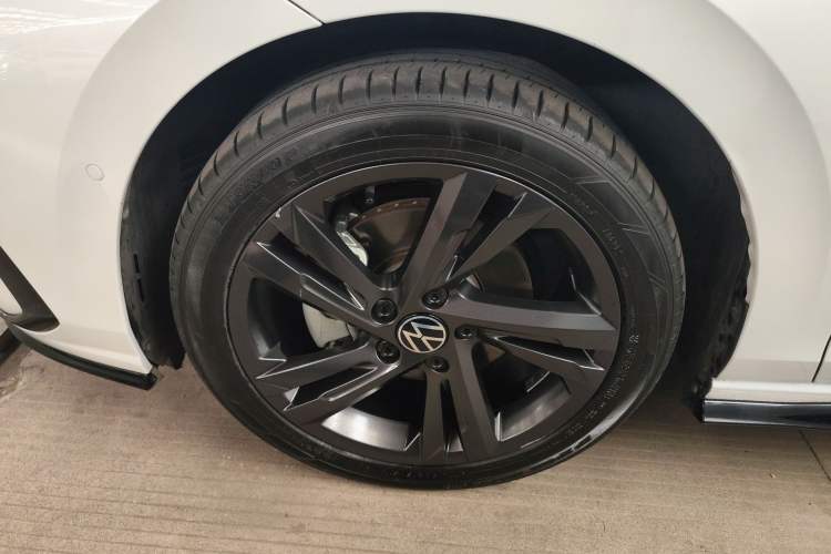 Used Volkswagen Golf 2021 280TSI DSG R-Line
