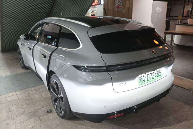 Used Nio ET5T 2025 75 kWh Touring