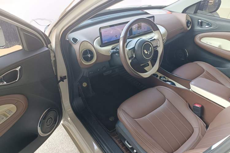 Used Wuling Bingo 2023 410 km Lingxi Deluxe Edition
