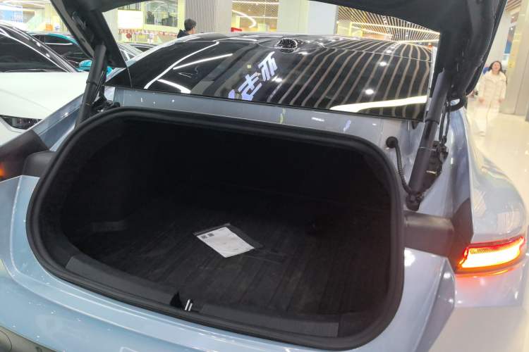 Used Nio ET5 2022 75 kWh