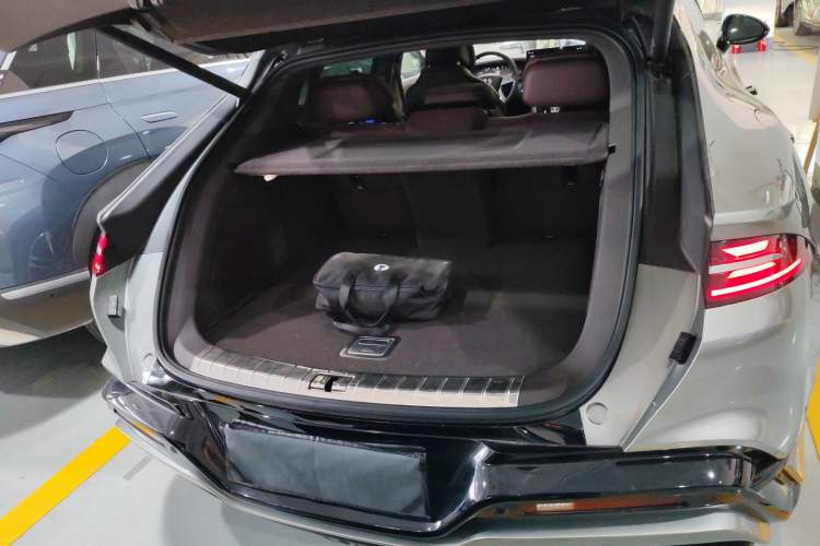 Used Denza Z9GT 2024 1100 Four-Wheel Drive Ultra Version
