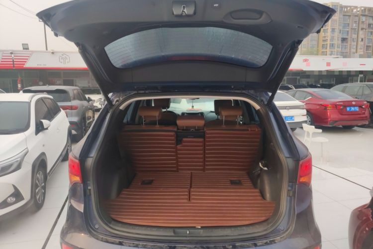 Used Hyundai Santa Fe 2017 2.0T Automatic All-Wheel Drive Smart 7-Seater