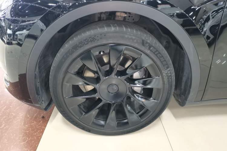 Used Tesla Model Y 2022 Rear-Wheel-Drive Version
