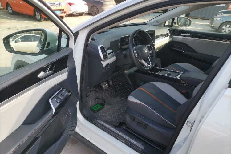 Used Volkswagen ID.6 CROZZ 2022 Long-Range PRO Edition