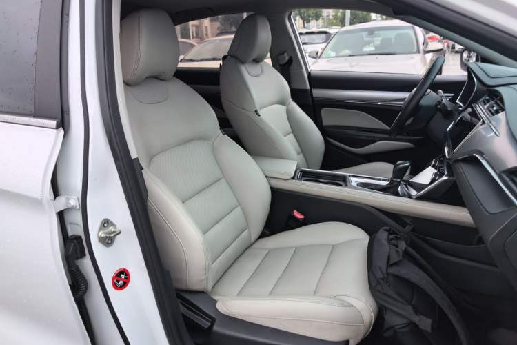 Used Geely Auto Binray 2018 14T CVT Binyi Edition
