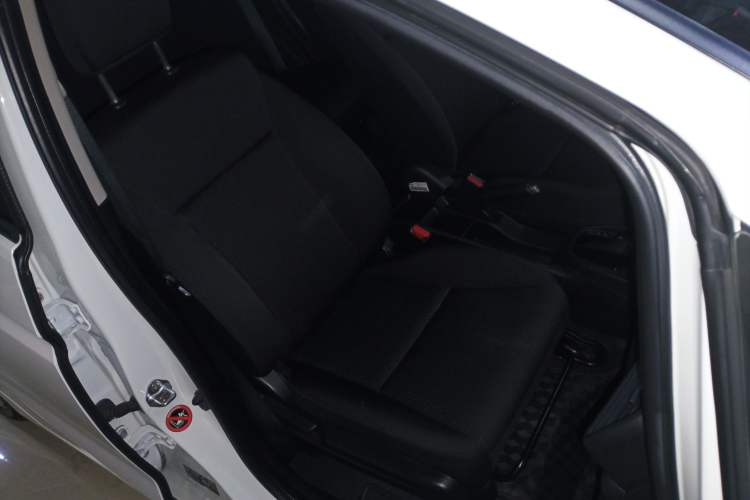 Used Honda Fit 2016 1.5L LXS CVT Comfort Sunroof Version
