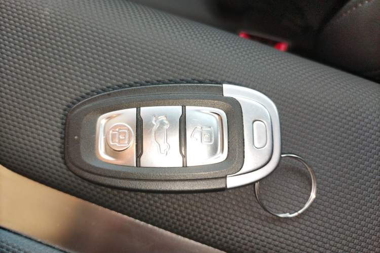 Used Hongqi E-QM5 2023 Revised Version Basic Travel Edition
