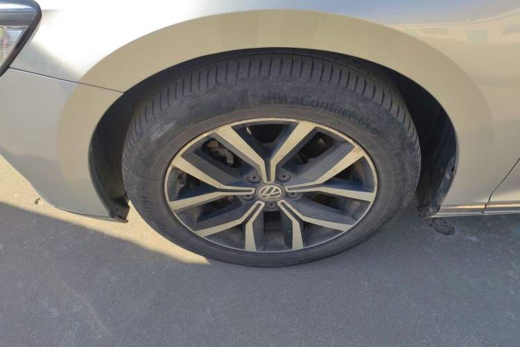 Used Volkswagen Magotan 2020 330TSI DSG Leading Model
