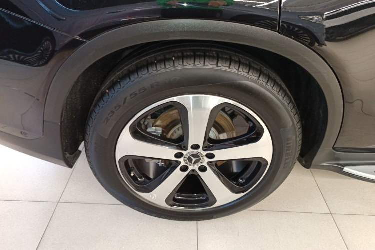 Used Mercedes-Benz GLC 2019 Facelift GLC 260 L 4MATIC Luxury Model