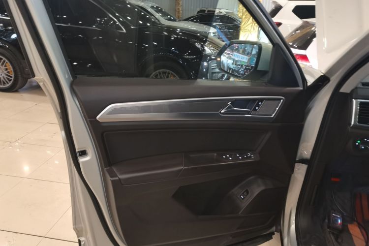 Used Volkswagen Teramont 2019 330TSI Two-Wheel-Drive Luxury Edition China VI Standard
