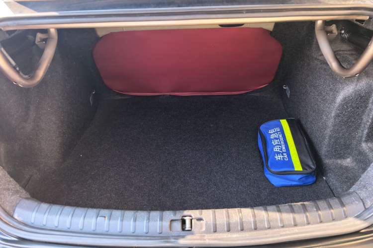 Used Volkswagen Bora 2014 1.6L Automatic Fashion Model