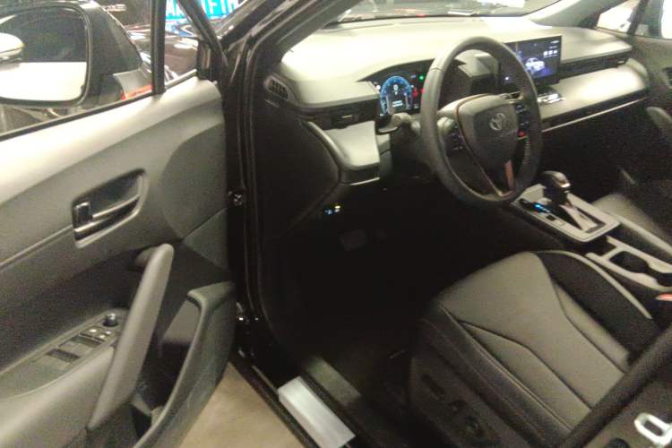 Used Toyota FRONTLANDER 
