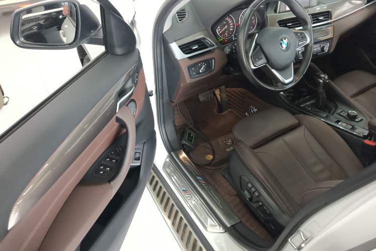 Used BMW X1 2018 sDrive18Li Luxury Model
