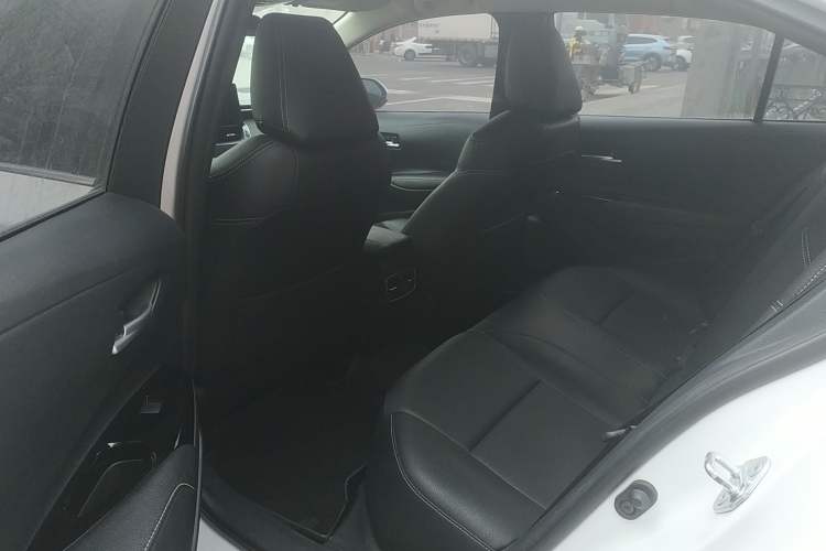 Used Toyota Allion 2021 2.0L Ambition Edition
