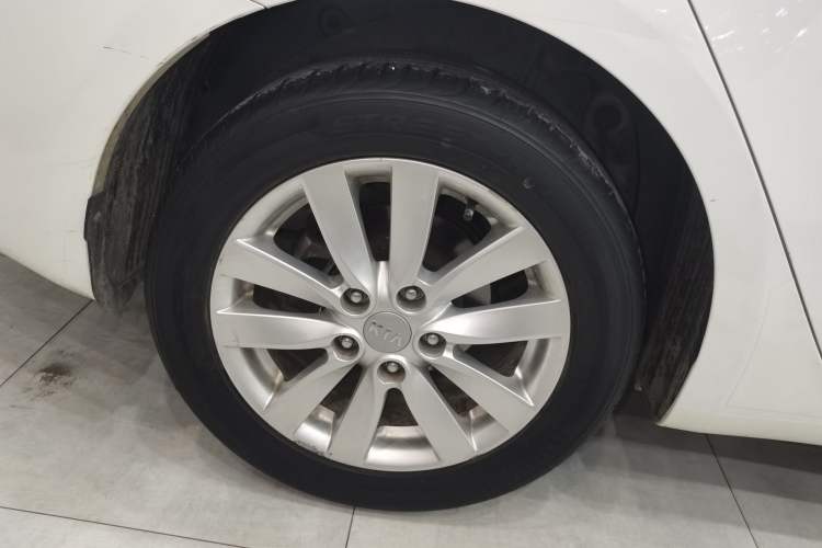 Used Kia K3 2015 1.6L Automatic GLS
