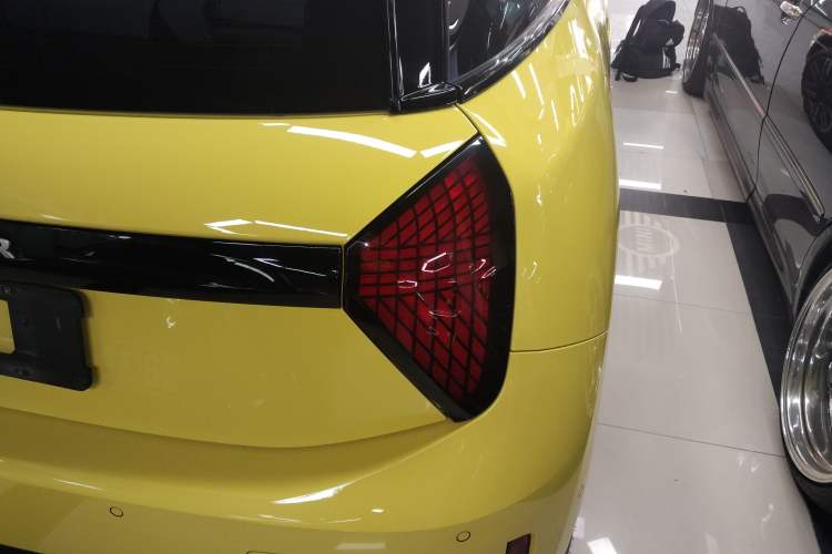 Used MINI Electric MINI COOPER 2024 456km COOPER E Classic Edition
