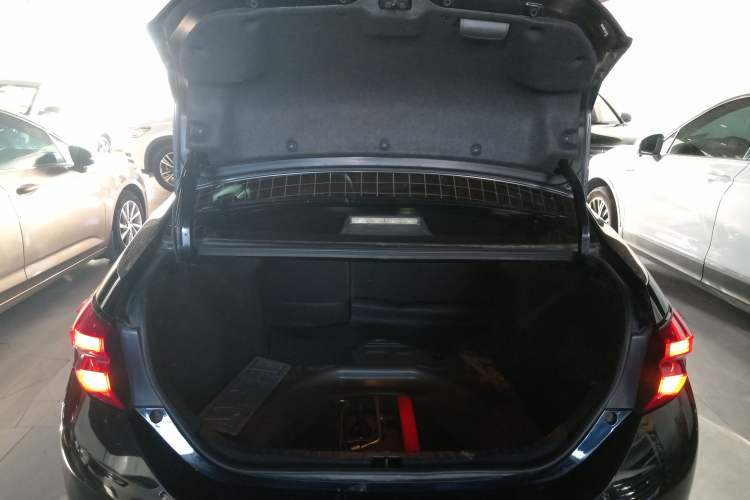 Used Toyota Levin 2017 Revised 185T CVT Elite Edition China V Standard
