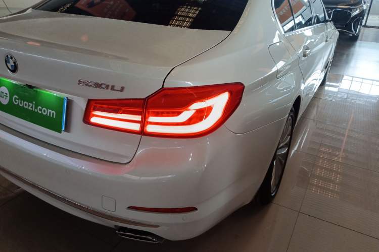 Used BMW 5 Series 2019 530Li Leading Model Luxury Package
