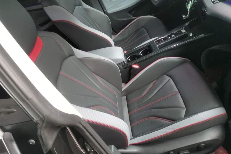 Used Volkswagen Lamando 2022 Lingdu L 280TSI DSG Ultra-Spicy Flagship Edition
