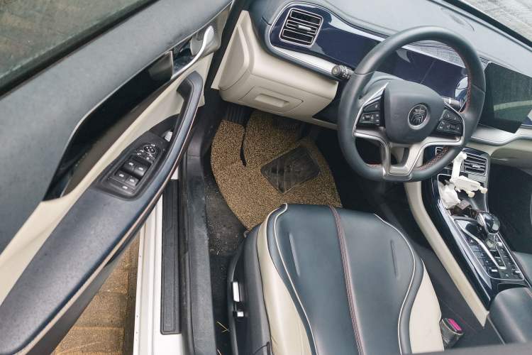 Used BYD Qin PLUS 2021 EV 400KM Luxury Model
