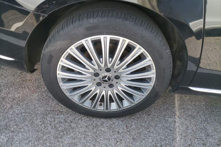 Used Mercedes-Benz E-Class 2020 Facelift E 300 L Stylish Edition
