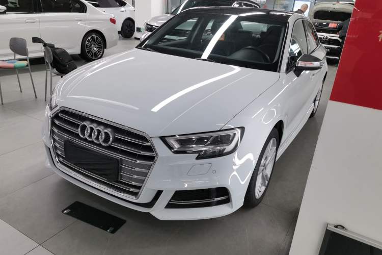 Used Audi A3 2020 Limousine 35 TFSI Fashion Edition China VI Emission Standard