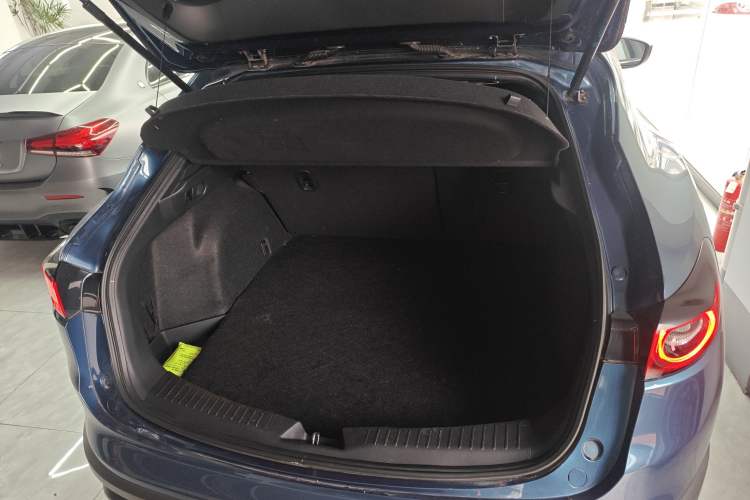 Used Mazda CX-4 2021 2.0L Automatic Two-Wheel Drive Blue Sky Luxury Edition