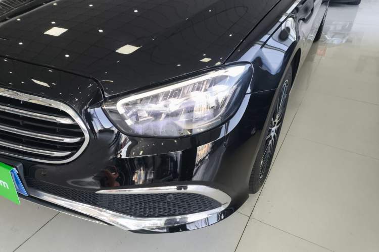 Used Mercedes-Benz E-Class 2023 Facelift E 260 L