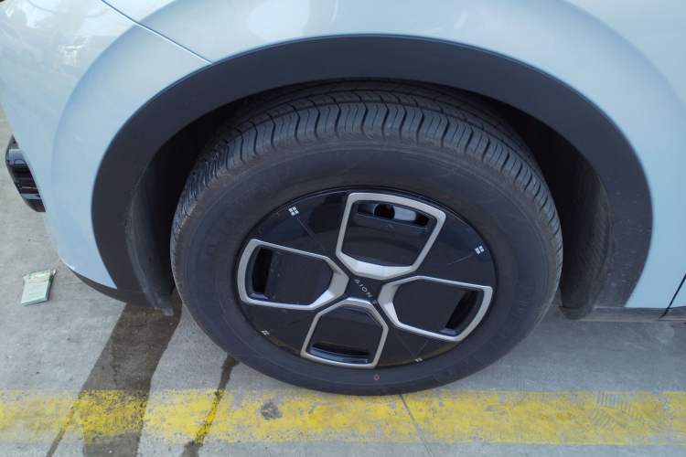 Used AION UT 2025 330 Starlight Edition
