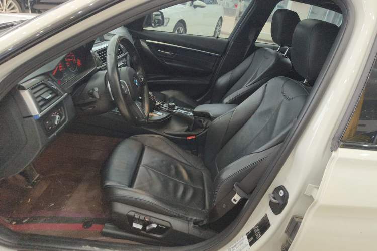 Used BMW 3 Series 2019 320i M Sport Package