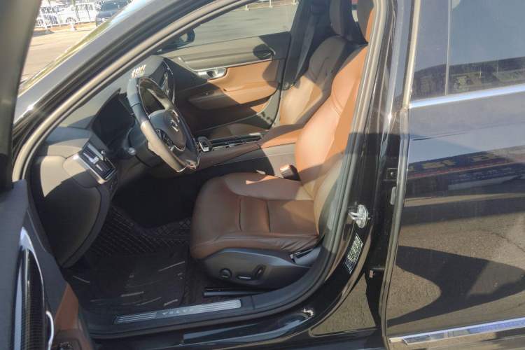 Used Volvo S90 2022 B5 Zhiyi Luxury Edition