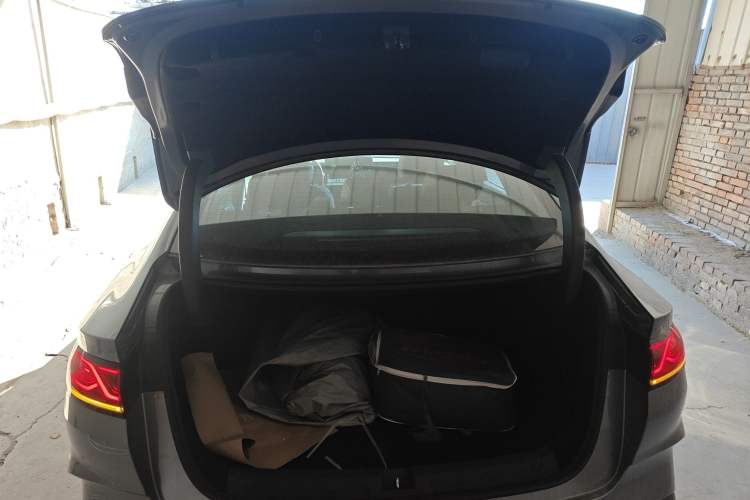 Used BYD Qin L 2025 DM-i Smart Drive 120KM Excellence Model